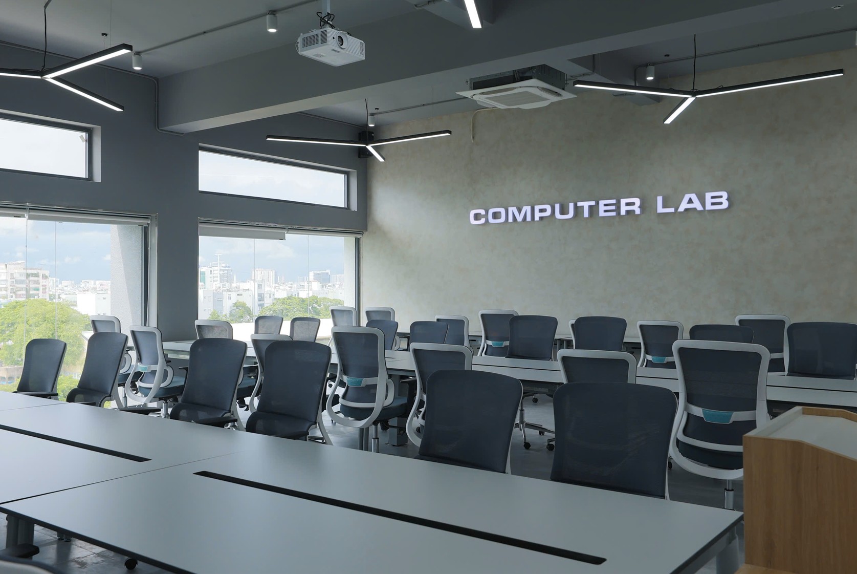 Giải pháp phòng Tin học ICT